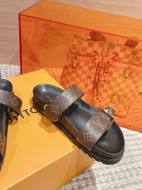 Louis Vuitton Shoe 